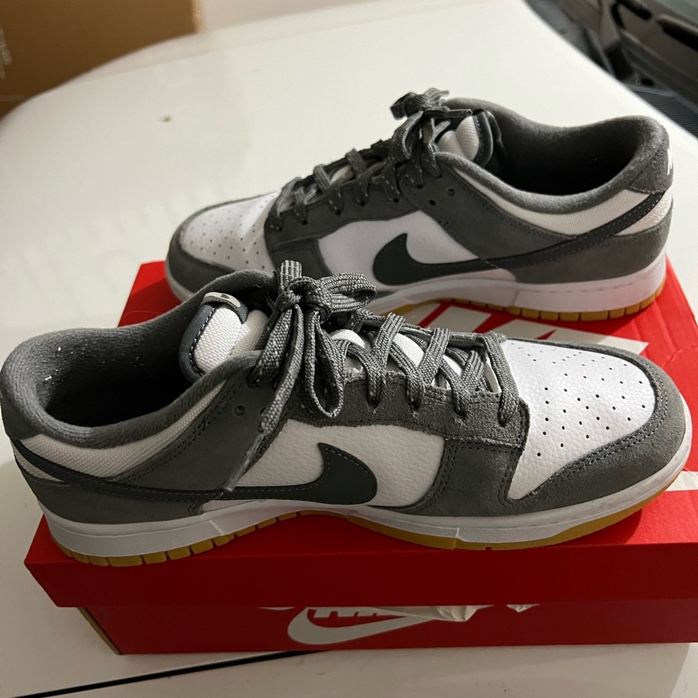 Nike Dunk Smoke Grey Gum Sole